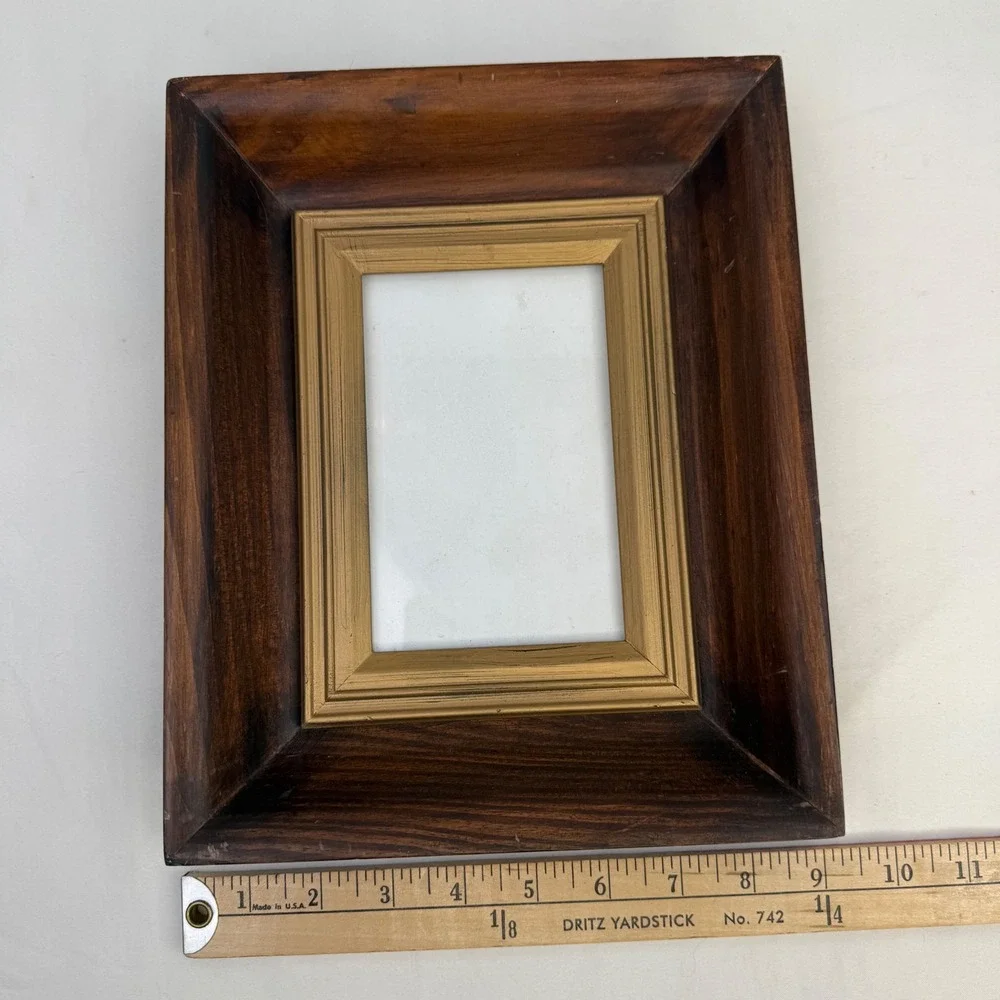 Vintage Dark Walnut Wood Picture Frame Gold Trim 4x6 Tabletop Wall Mount Decor
